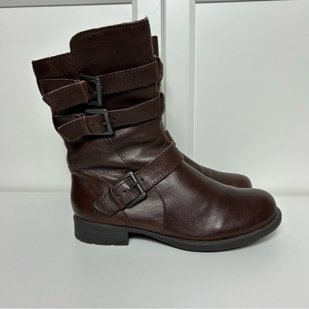 Boc born Buckley brown buckle leather boots